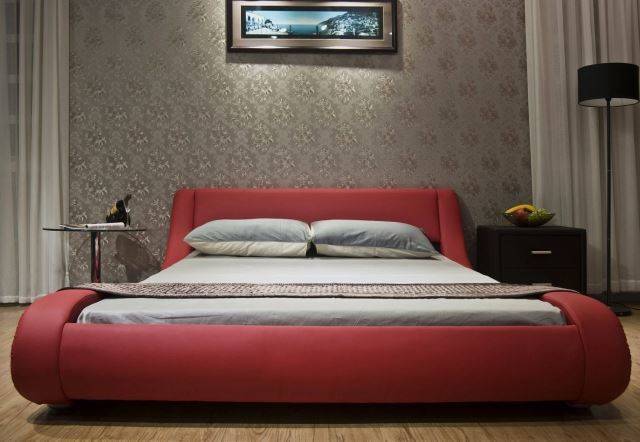 Greatime Contemporary Vinyl Platform Bed